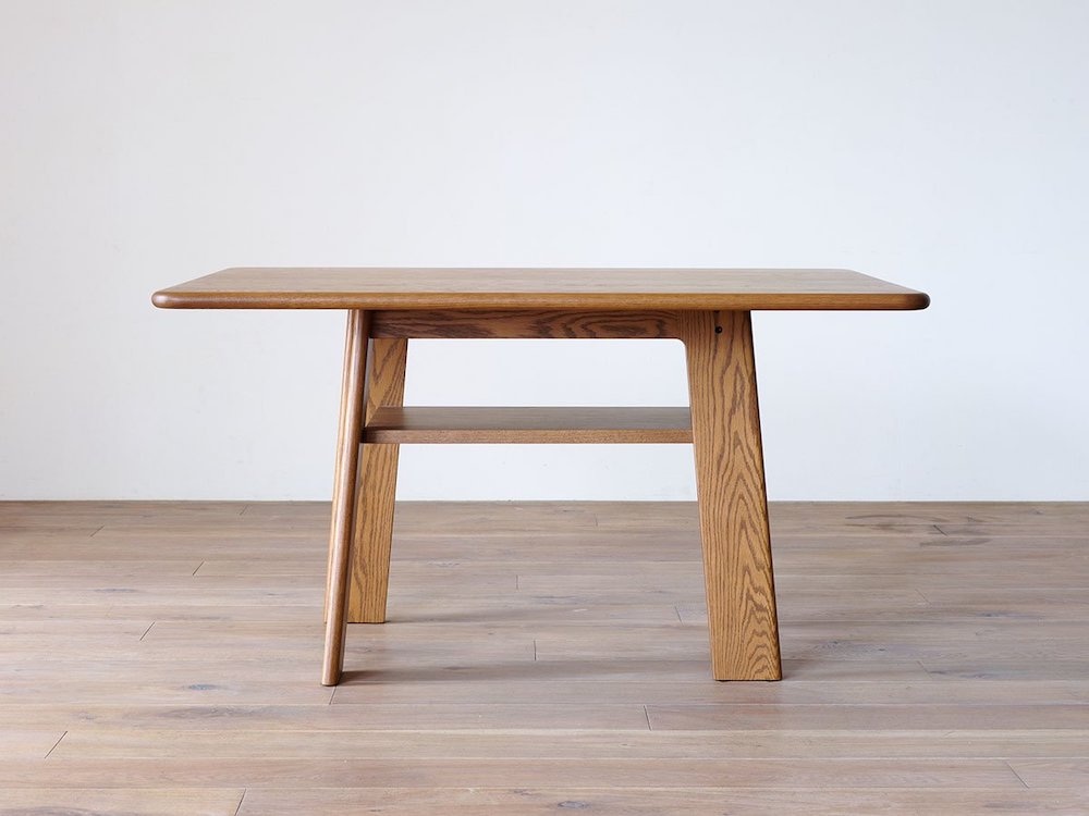 リヴェッロ LD テーブル(オーク)