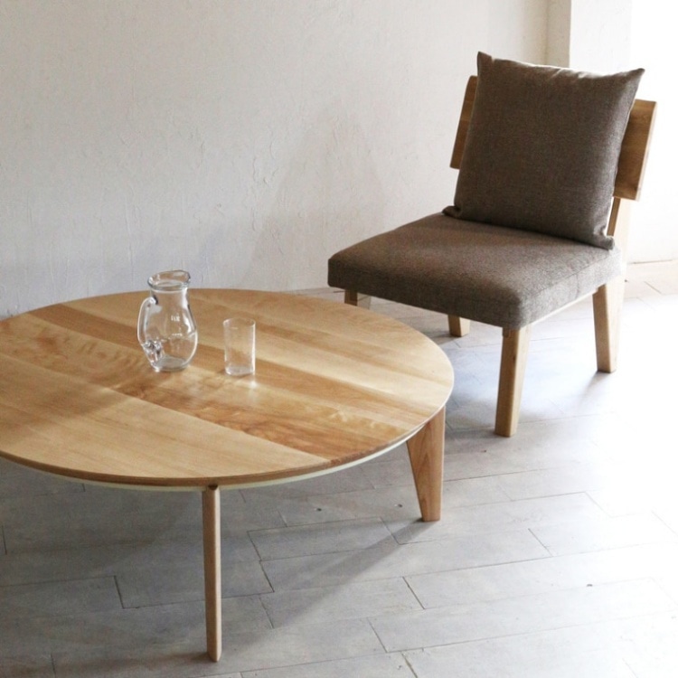 ロデア フロアソファ(脚付き仕様)