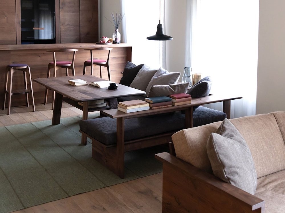 リヴェッロ LD テーブル(ウォールナット)