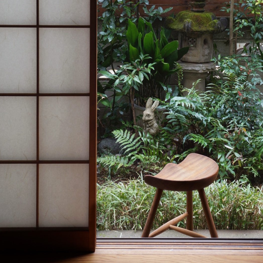 シューメーカー スツール　NO.42 イロコウッド