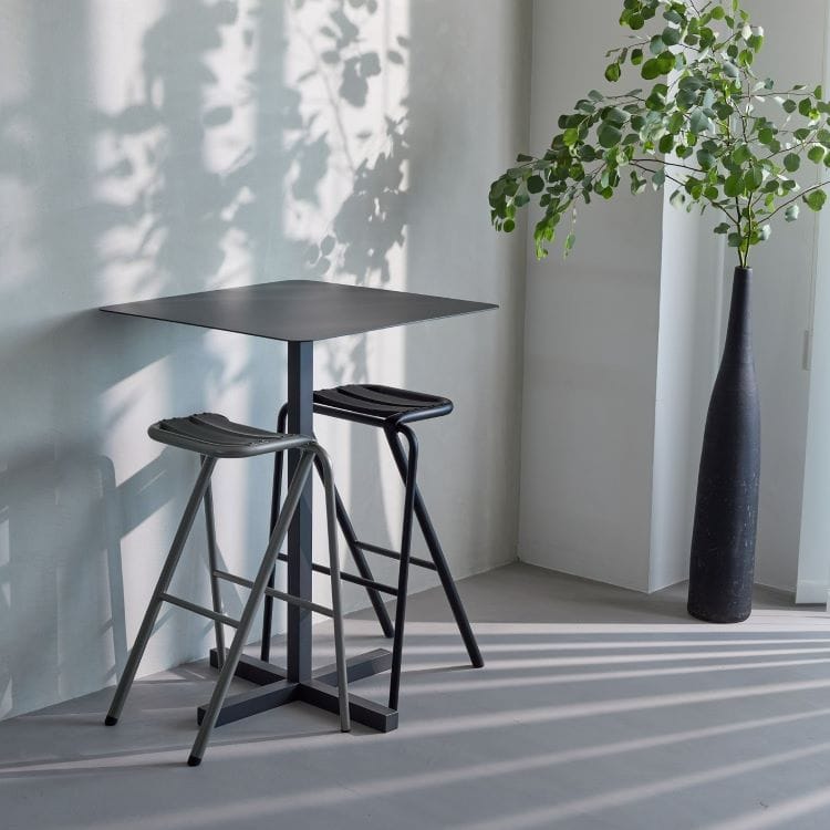 ソリッド スチール ハイダイナーテーブル