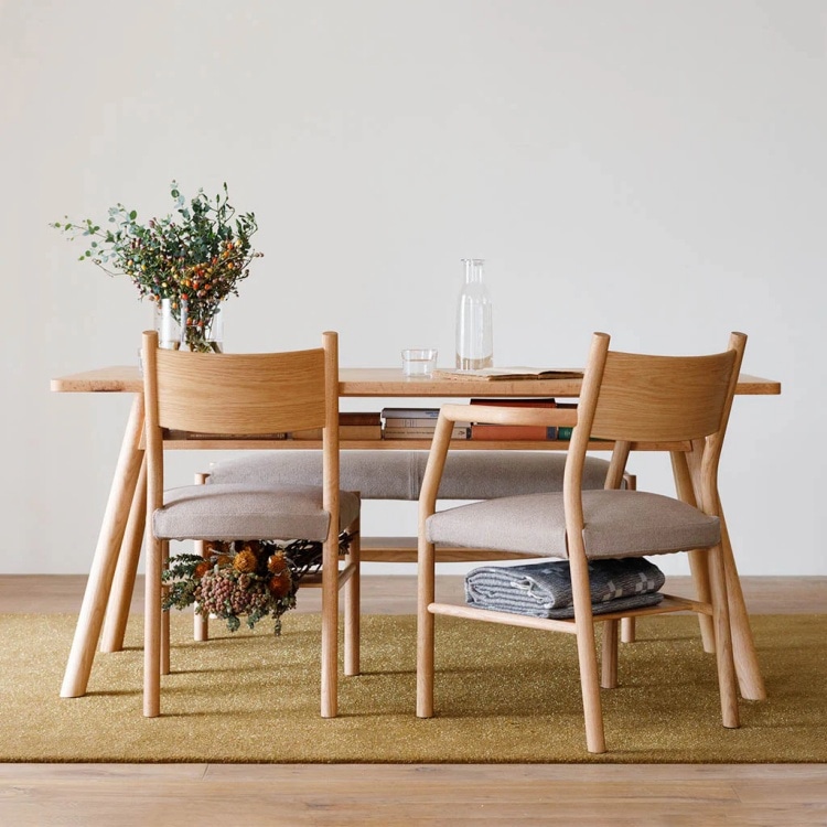 ウニカ ダイニングテーブル(ウォールナット)