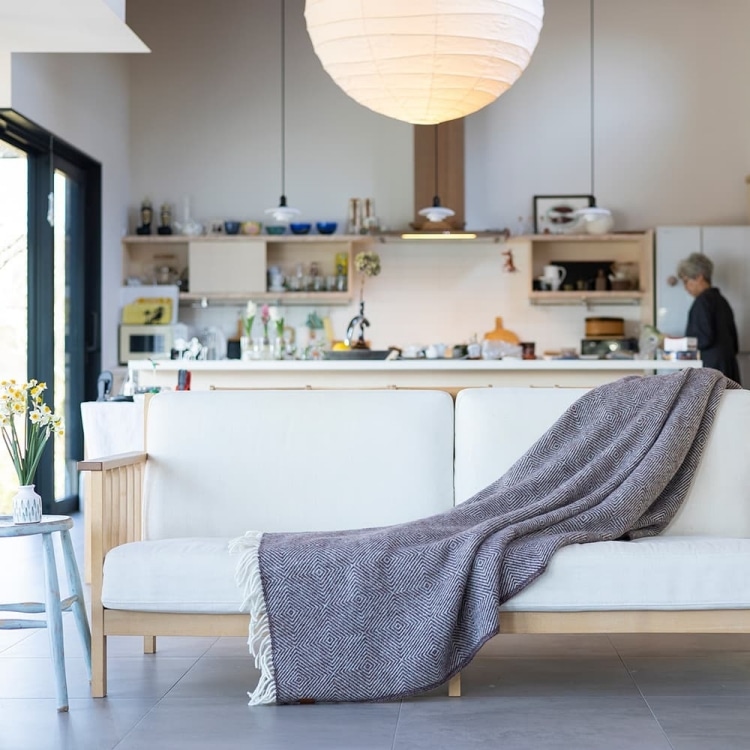 クリッパン リサイクルウールスロー グースアイ(ブラウン)