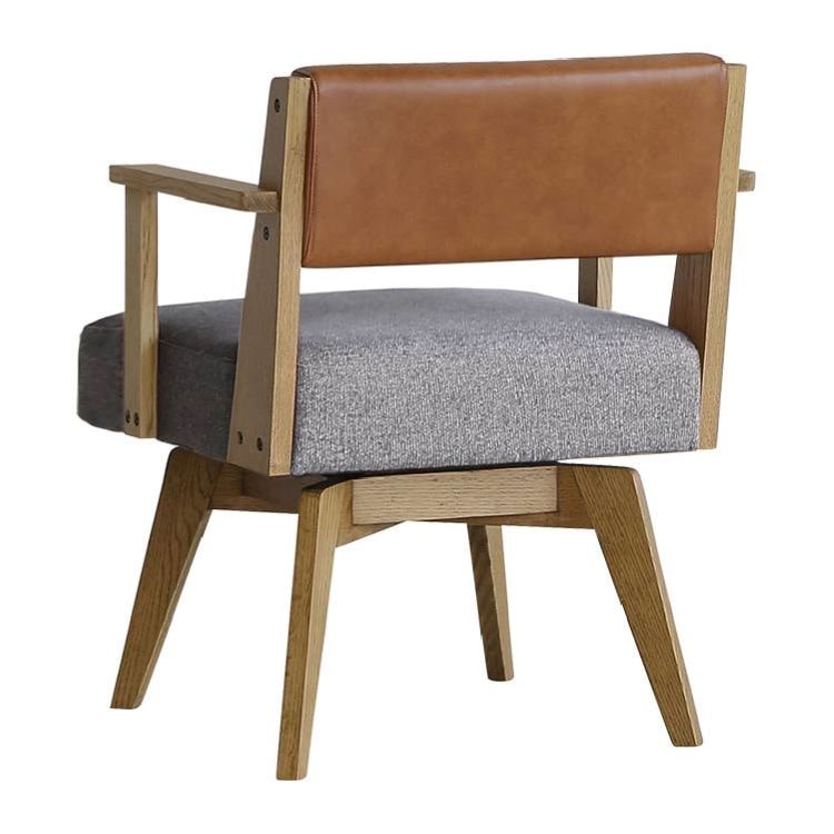 カイン III アームチェア(回転式)