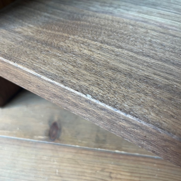 ユニゾン ナイトテーブル　（ウォールナット材　高さ40cm）【OUTLET】