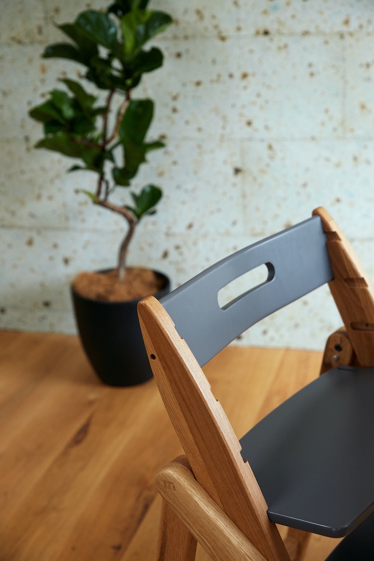 イッピー ノーブル チェア