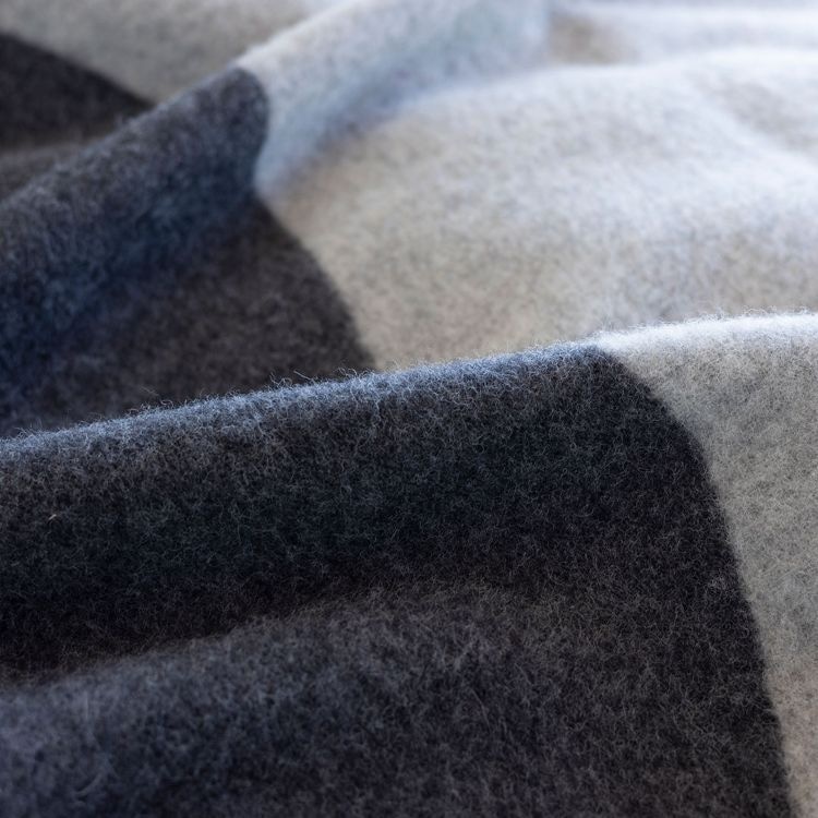 KLIPPAN/クリッパン ウール シングルブランケット(St. Petri FACADE(サンクト・ペトリ ファサード) グレー)