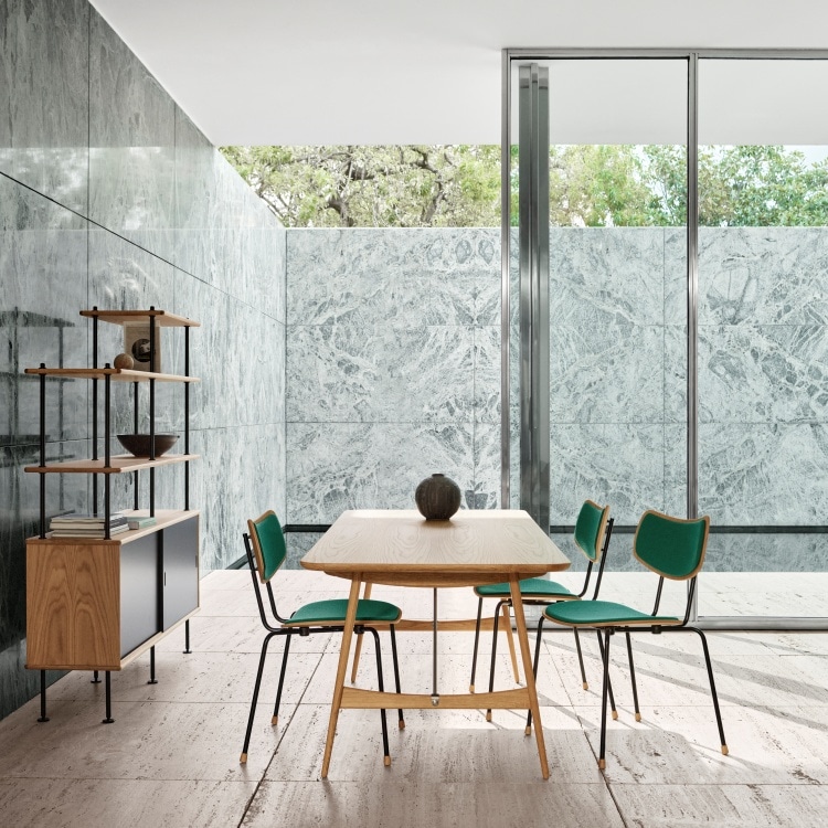 VLA26P Vegaチェア(オーク ブラックフレーム　)