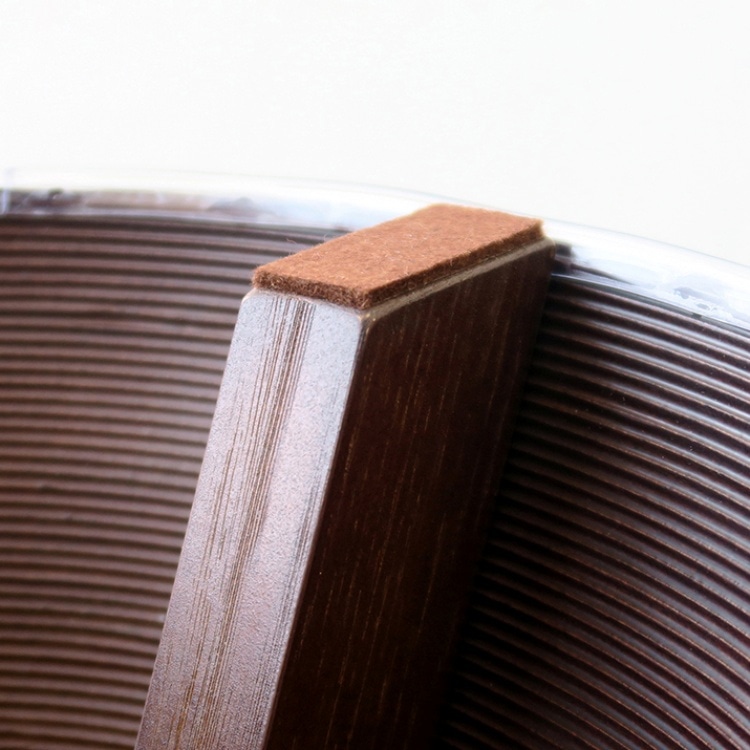 ブナコスツール