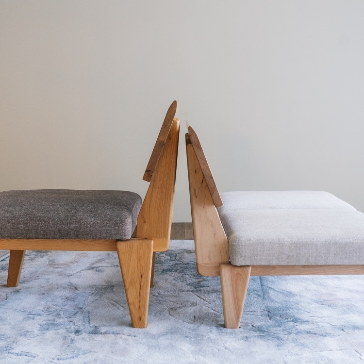 ロデア フロアソファ(脚付き仕様)