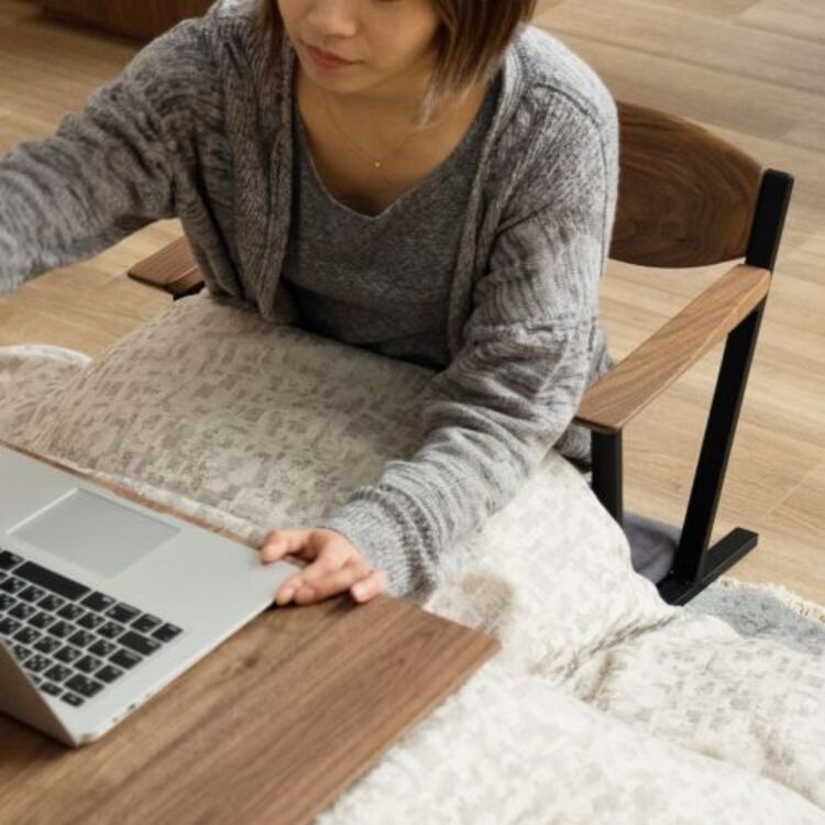 イッケ フロアチェア