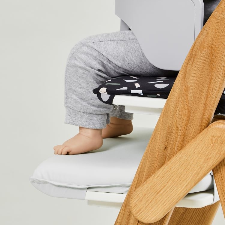 イッピー ノーブル チェア