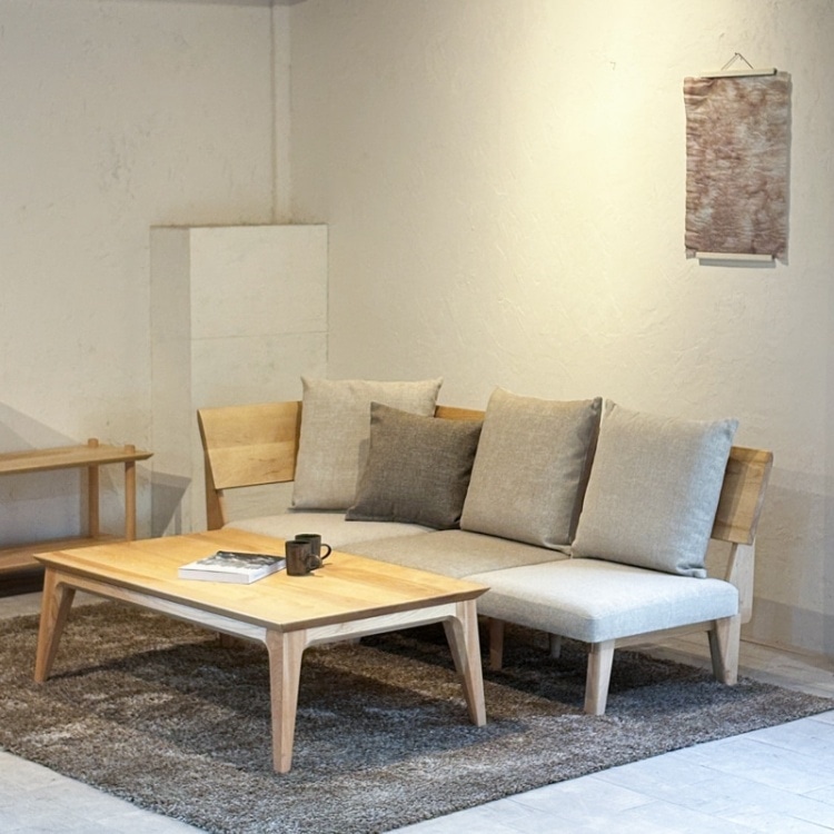 ロデア フロアソファ(脚付き仕様)