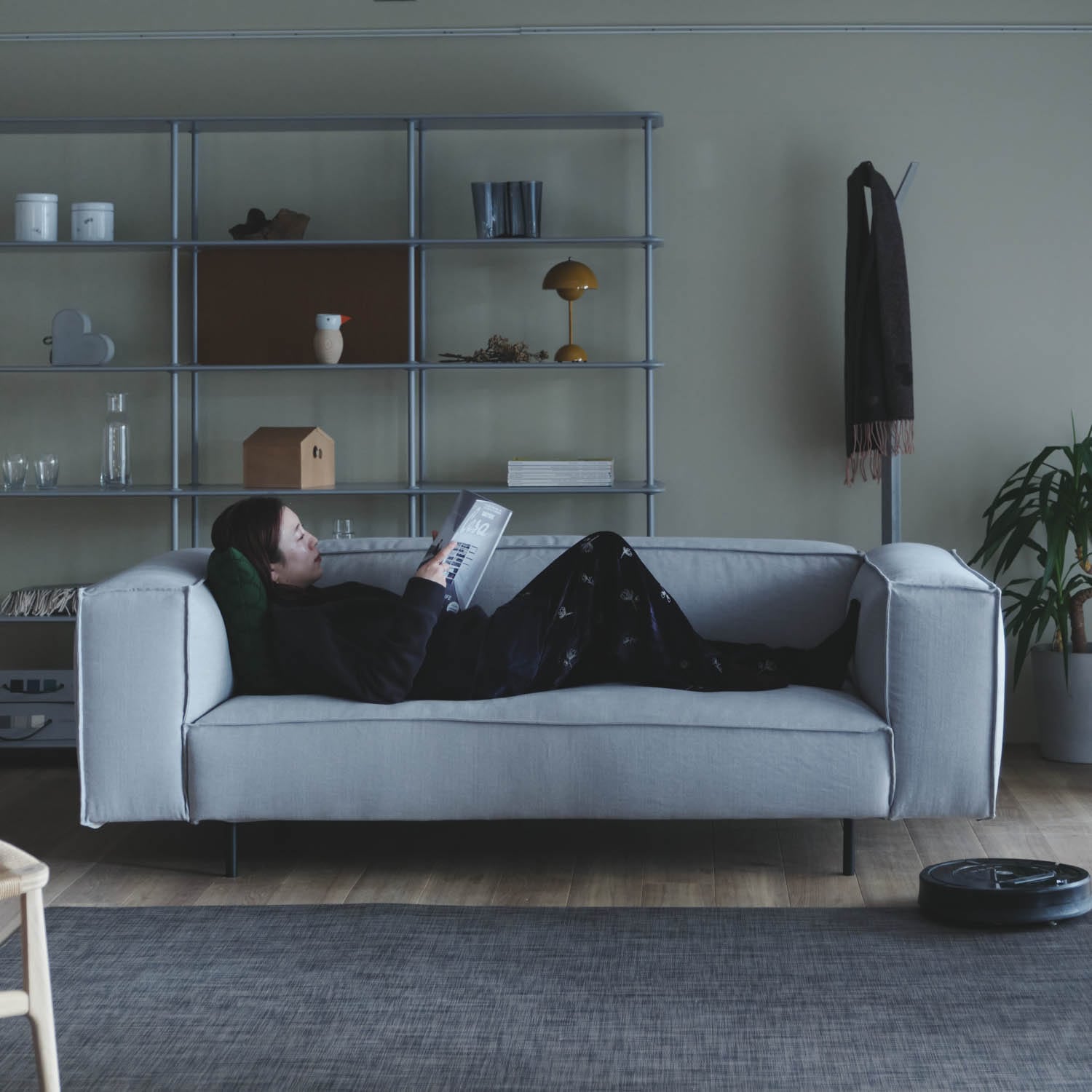 マニ レッグ ソファ　【OUTLET】(2.5P [ハイアーム] (張地：LINARA 312) )