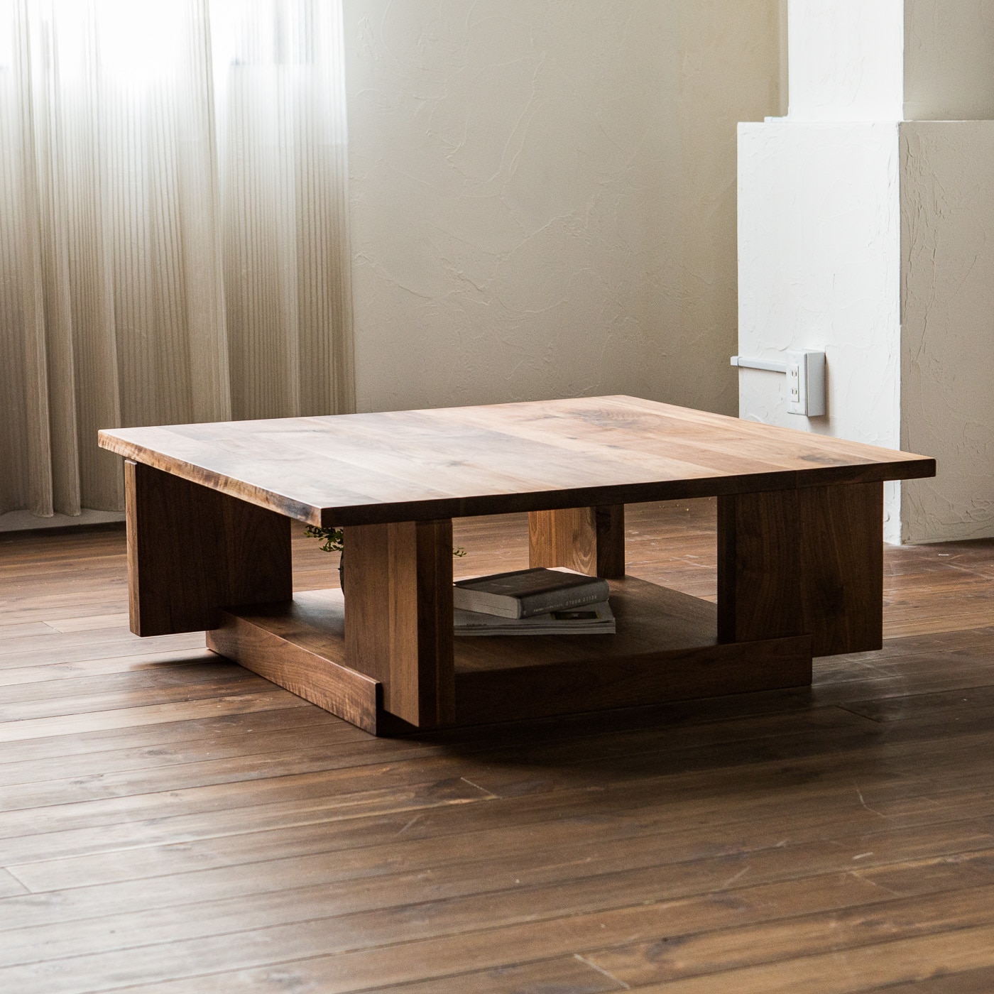 カラメッラ リビングテーブル(木製天板 正方形)