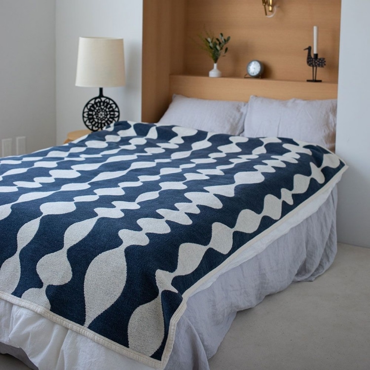 クリッパン シュニールコットン シングルブランケット(マーガレットローズ / ネイビー)